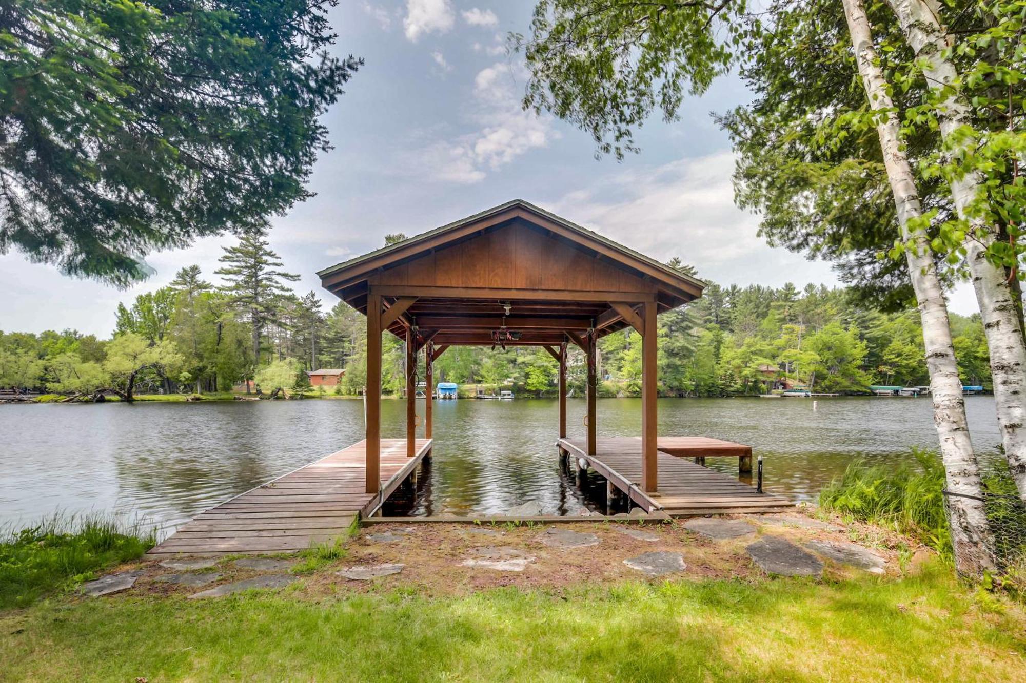 Waterfront Eagle River Home With Dock And Fire Pit! Exterior foto