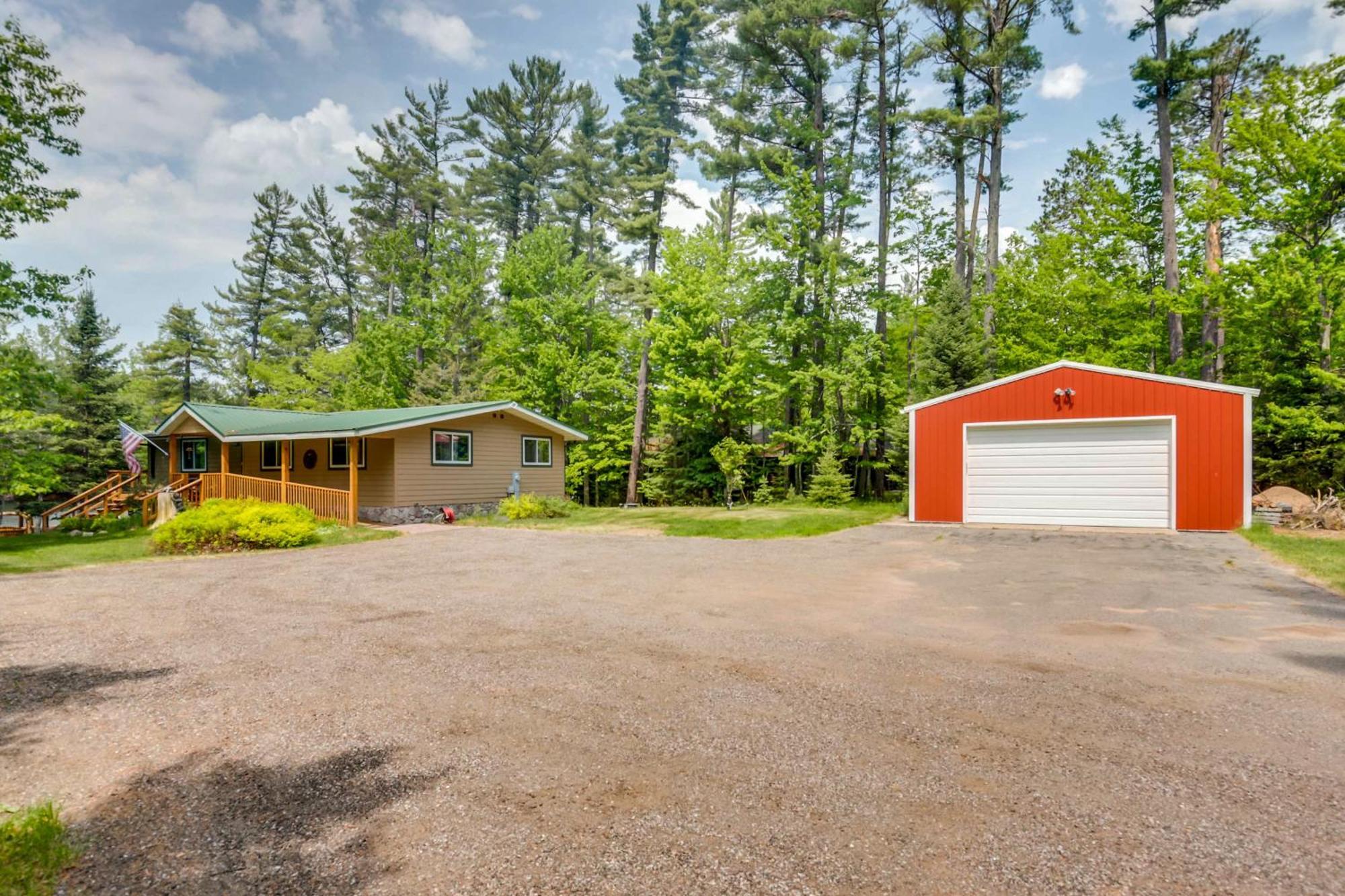 Waterfront Eagle River Home With Dock And Fire Pit! Exterior foto